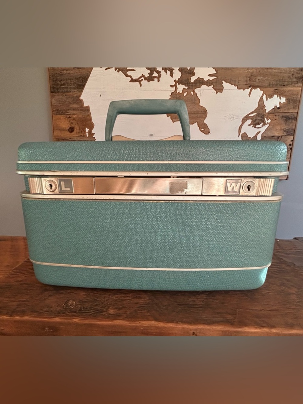 Vintage Samsonite Silhouette Train Case Teal Blue Makeup Cosmetic Hard Case 60s